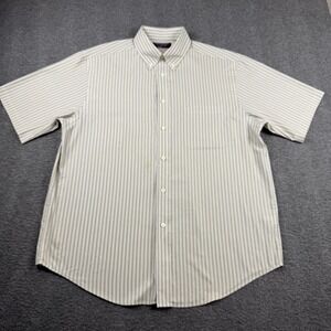 Roundtree & Yorke TravelSmart Men's L Large Tan White Striped Short Sleeve Shirt